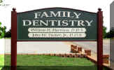 dentist-sign.jpg (34141 bytes)